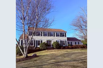 11 Beechnut Dr, Washington Township, NJ 07853 - Photo 1