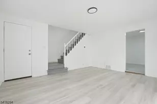 1570 Clinton Pl, Hillside, NJ 07205 - Photo 4