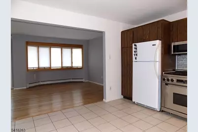 18 Mandeville Ave, Pequannock Township, NJ 07440 - Photo 4