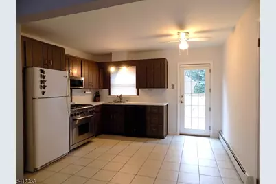 18 Mandeville Ave, Pequannock Township, NJ 07440 - Photo 6