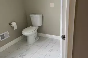 15 Cutler St, Clifton, NJ 07011 - Photo 8