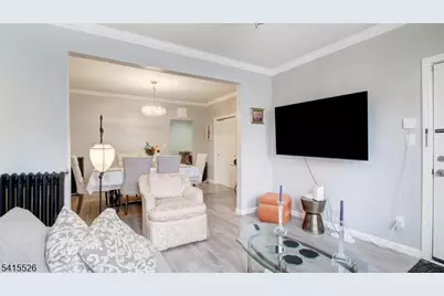 18 McKay Ave, East Orange, NJ 07018 - Photo 4