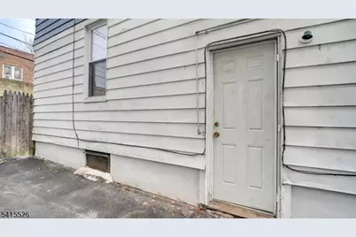 18 McKay Ave, East Orange, NJ 07018 - Photo 22