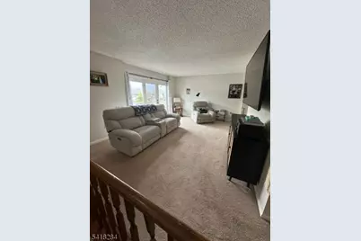 19 Amherst Ct, Hamburg, NJ 07419 - Photo 1