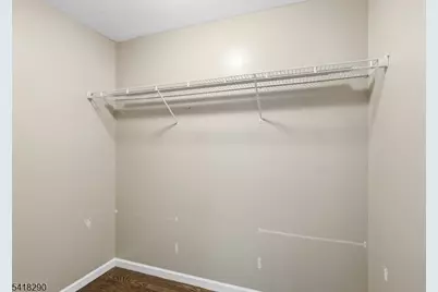 105 Peabody Pl, Newark, NJ 07104 - Photo 6