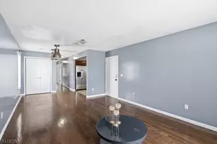 105 Peabody Pl, Newark, NJ 07104 - Photo 4