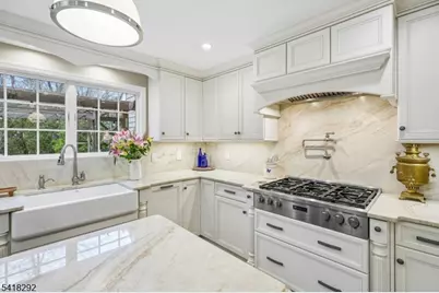 80 Shawnee Path, Long Hill Township, NJ 07946 - Photo 8