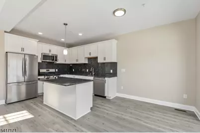 152 N Auten Ave, Somerville, NJ 08876 - Photo 32