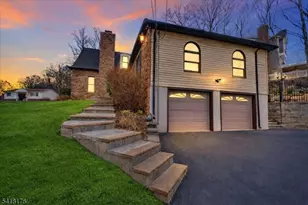 40 Alvin Rd, West Milford, NJ 07480 - Photo 2