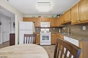 530 Azalea Terrace, Branchburg Township, NJ 08876 - Photo 6