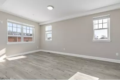 154 N Auten Ave, Somerville, NJ 08876 - Photo 30