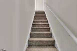 204 Merry Ln, Hillsborough Township, NJ 08844 - Photo 16