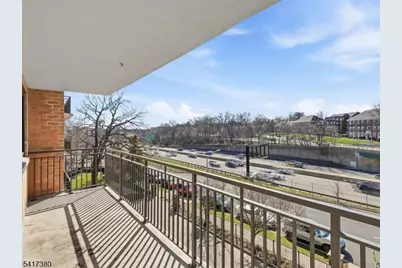 60 Parkway Dr, East Orange, NJ 07017 - Photo 2