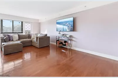 60 Parkway Dr, East Orange, NJ 07017 - Photo 18