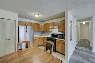 11 Lindsey Ct, Franklin Township, NJ 08823 - Photo 12