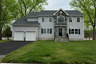 40 Avenue I, Monroe Township, NJ 08831 - Photo 1