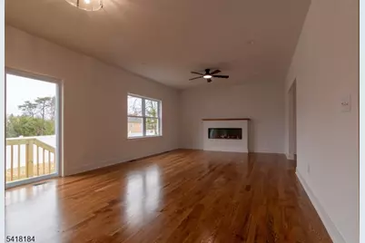 40 Avenue I, Monroe Township, NJ 08831 - Photo 8