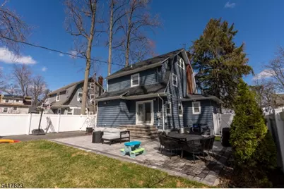 246 Stirling Ave, City Of Orange Twp., NJ 07050 - Photo 32