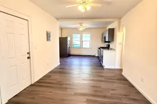 37 Field Pl, Newark, NJ 07112 - Photo 2