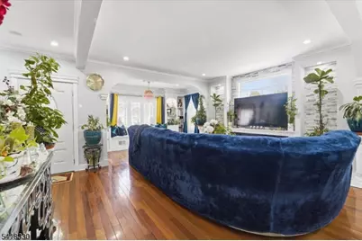 60 Stewart Ave, Kearny, NJ 07032 - Photo 6