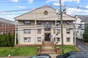 826 W Grand St, Elizabeth, NJ 07202 - Photo 1