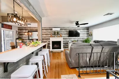 5 Lenape Trl, Jefferson Township, NJ 07438 - Photo 2