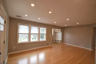 454 Rifle Camp Rd, Woodland Park, NJ 07424 - Photo 6