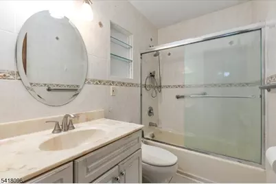 65 12th St, Franklin Township, NJ 08873 - Photo 12