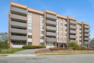 1 Euclid Ave, Summit, NJ 07901 - Photo 2