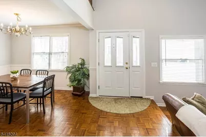 35 Cambridge Rd, Bedminster Township, NJ 07921 - Photo 4