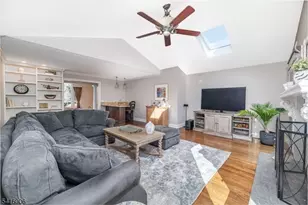 18 Kerby Ln, Mendham, NJ 07945 - Photo 10