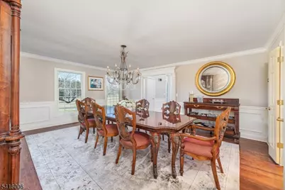 18 Kerby Ln, Mendham, NJ 07945 - Photo 4