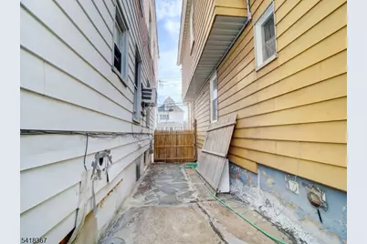 39 Rankin St, Elizabeth, NJ 07206 - Photo 18