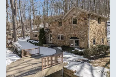 63 Sanatorium Rd, Glen Gardner, NJ 08826 - Photo 2