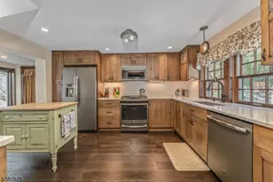 63 Sanatorium Rd, Glen Gardner, NJ 08826 - Photo 6