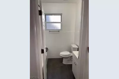 60 S 12th St #3, Newark, NJ 07107 - Photo 6