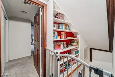 51 Catherine St, Bloomingdale, NJ 07403 - Photo 30