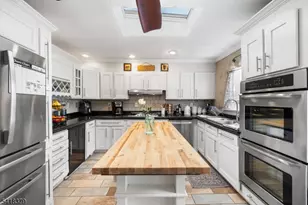 15 New Dover Ave, Woodbridge Township, NJ 07067 - Photo 6