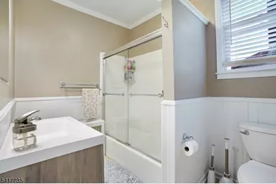 336 North Ave East, Cranford Township, NJ 07016 - Photo 12