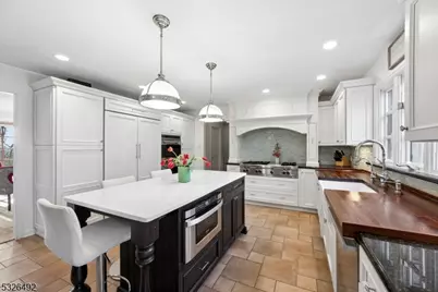 545 Johnston Drive, Watchung, NJ 07069 - Photo 14