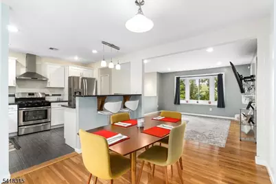 186 Tomahawk Trl, Byram Township, NJ 07871 - Photo 6