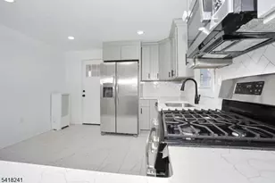 326 Ogden St, Orange, NJ 07050 - Photo 16