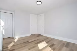 326 Ogden St, Orange, NJ 07050 - Photo 32