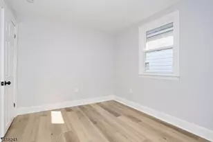 326 Ogden St, Orange, NJ 07050 - Photo 30