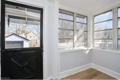 326 Ogden St, Orange, NJ 07050 - Photo 18