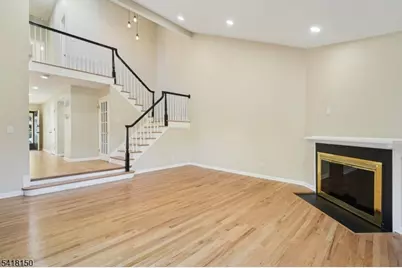 16 Minnisink Dr, Roseland, NJ 07068 - Photo 14