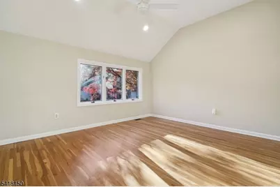 16 Minnisink Dr, Roseland, NJ 07068 - Photo 22