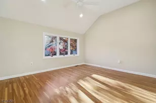 16 Minnisink Dr, Roseland, NJ 07068 - Photo 22