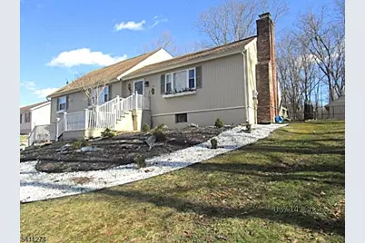 306 Wagon Wheel Rd, Montague, NJ 07827 - Photo 4