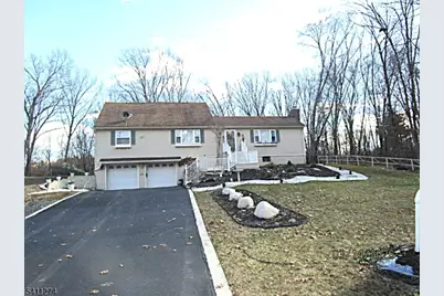 306 Wagon Wheel Rd, Montague, NJ 07827 - Photo 2